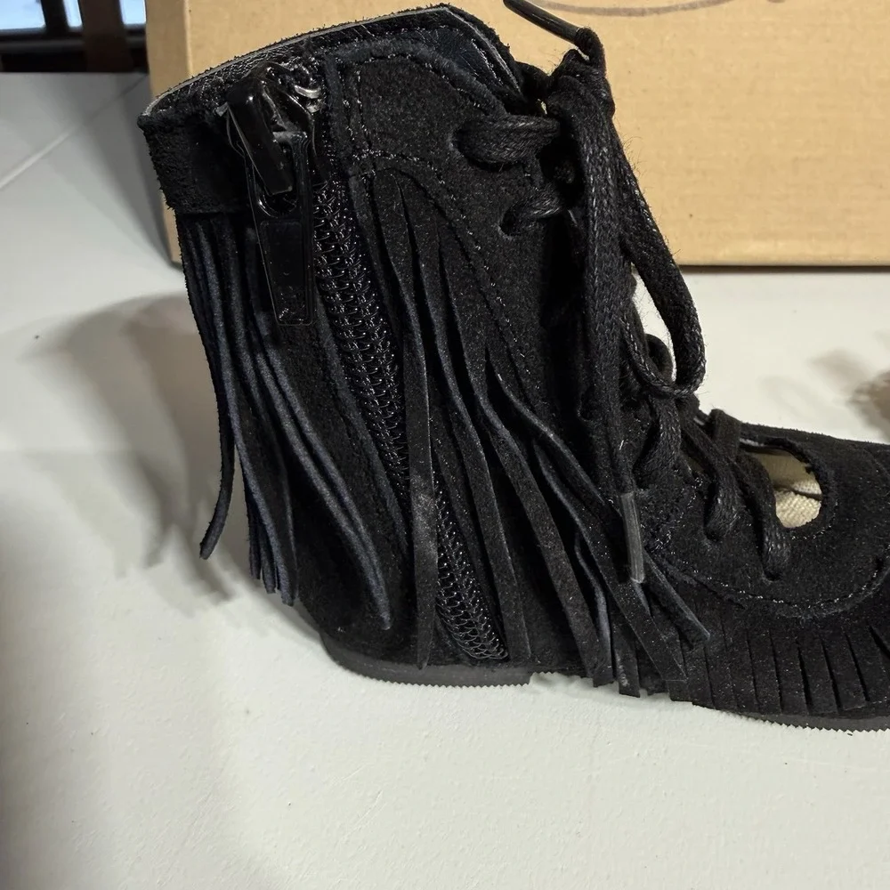 JOYFOLIE TODDLER SIZE 4 Black Suede Fringe Boots SIDE ZIPPER PEEP TOE